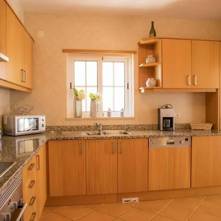 Atalaia Apartment